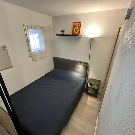 Apartment Beachside T2 With Balcony & Free Parking