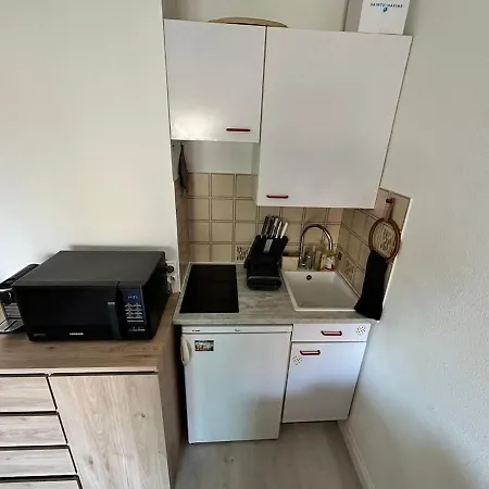 Beachside T2 With Balcony & Free Parking Apartment Sainte-Maxime
