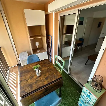 Beachside T2 With Balcony & Free Parking Apartment Sainte-Maxime