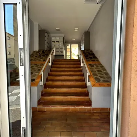 Beachside T2 With Balcony & Free Parking Apartment